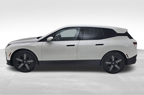 Used 2025 BMW iX xDrive50 image 6
