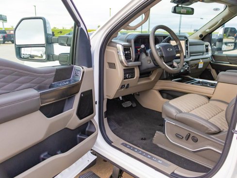 New 2026 Ford F350 Platinum image 26