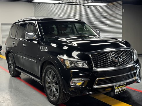 Used 2017 INFINITI QX80 Signature Edition image 6