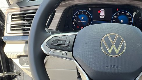 New 2025 Volkswagen Atlas SEL Premium R-Line image 30