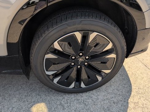 New 2026 Chevrolet Blazer EV RS w/ Super Cruise Package image 3