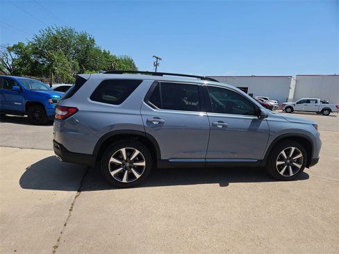 Used 2025 Honda Pilot Elite image 9