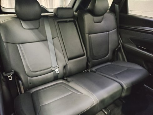 Used 2022 Hyundai Tucson Limited image 11