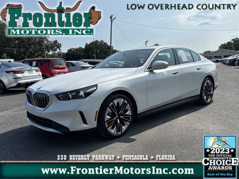 Used 2024 BMW 530i image 1