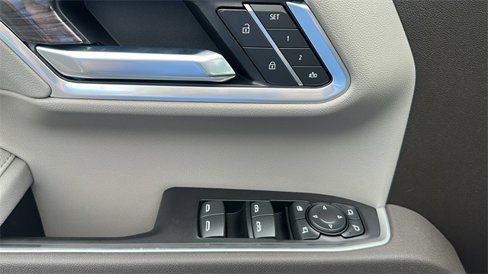 New 2026 Chevrolet Silverado 1500 LTZ w/ LTZ Premium Package image 12