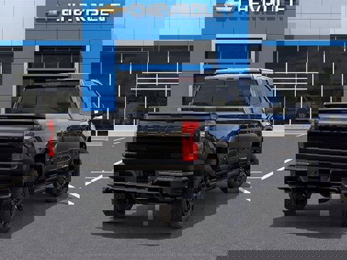 New 2026 Chevrolet Silverado 1500 High Country w/ Midnight Edition image 4