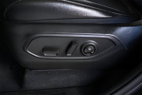Used 2024 Jeep Grand Cherokee L Laredo image 14