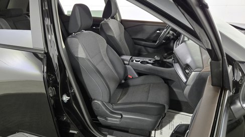 Used 2023 Nissan Rogue SV image 31