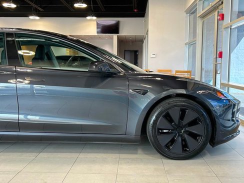 Used 2024 Tesla Model 3 Long Range image 16