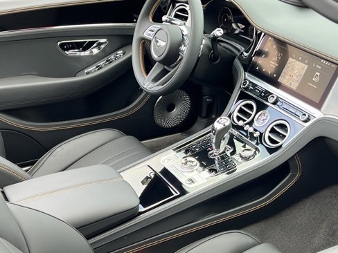 New 2025 Bentley Continental GTC image 2