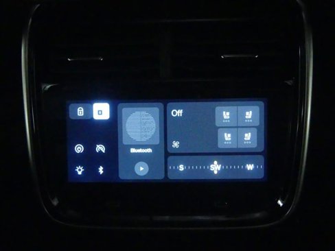 Used 2025 Rivian R1S Adventure image 24