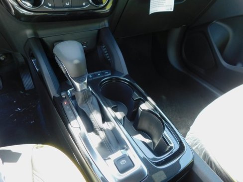 Used 2025 Chevrolet TrailBlazer ACTIV w/ Driver Confidence Package image 26