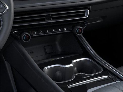 New 2025 Chevrolet Traverse High Country w/ LPO, Floor Liner Package image 37