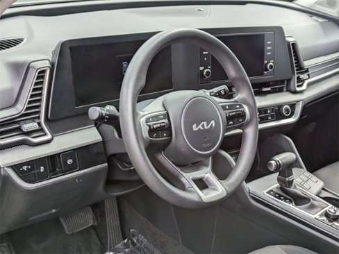 Used 2024 Kia Sportage LX image 14