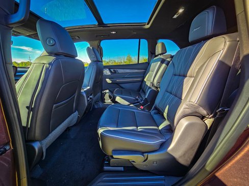 New 2026 Buick Enclave Avenir image 35