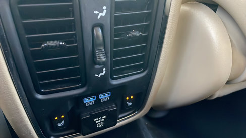 Used 2014 Jeep Grand Cherokee Limited image 39