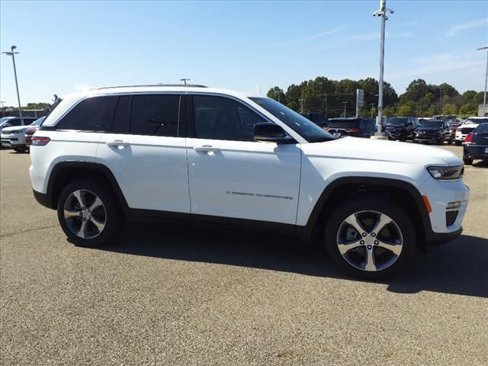 Used 2023 Jeep Grand Cherokee 4WD 4xe w/ Luxury Tech Group II image 4