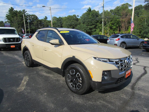 Used 2023 Hyundai Santa Cruz SEL Premium w/ Cargo Package image 3