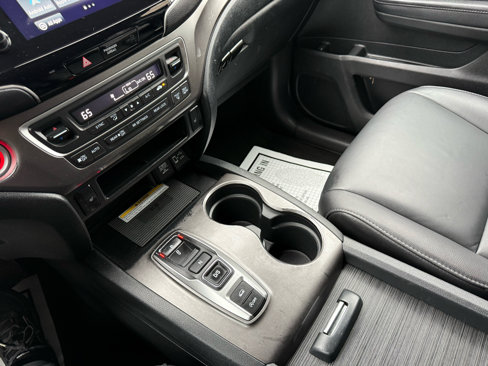 Used 2022 Honda Pilot Special Edition image 13