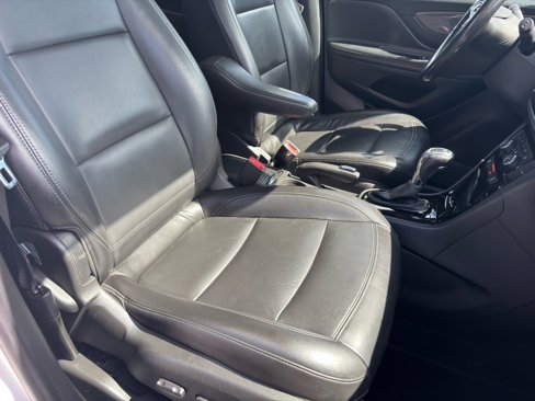 Used 2019 Buick Encore Essence image 19