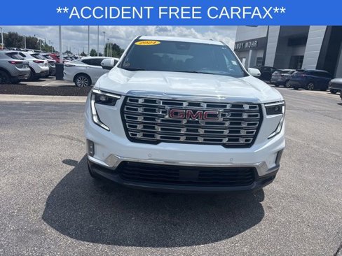 Used 2024 GMC Acadia Denali w/ Super Cruise Package image 4
