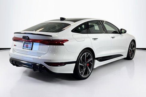 New 2025 Audi S6 e-tron Premium Plus image 22