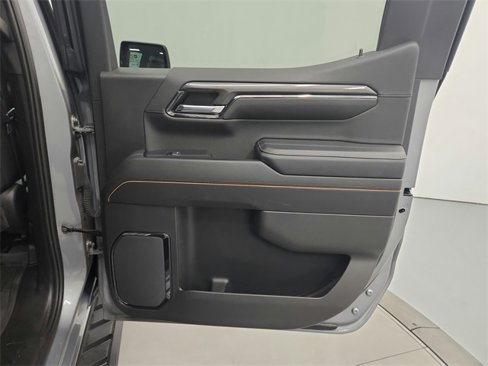 Used 2024 GMC Sierra 1500 AT4 w/ Technology Package image 38