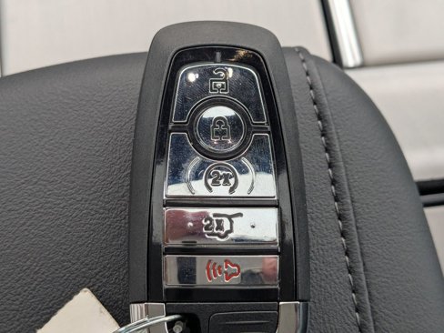New 2025 Lincoln Navigator L Reserve w/ Jet Appearance Package image 34