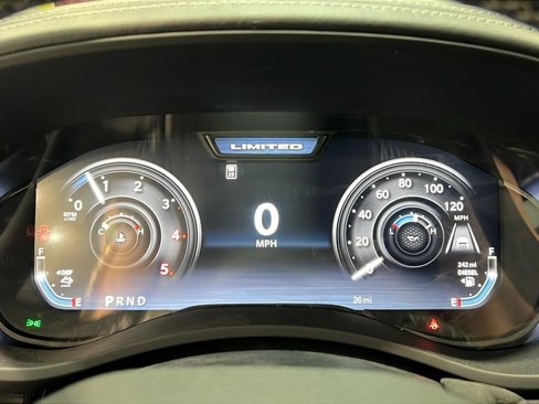 New 2025 RAM 2500 Limited image 33