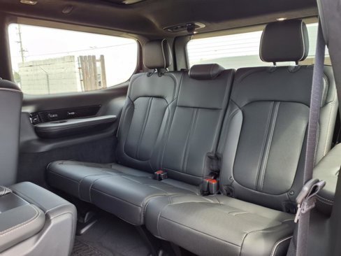 New 2025 Jeep Grand Wagoneer Series II Obsidian image 14