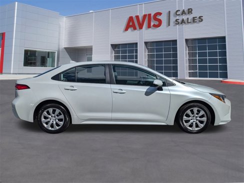 Used 2024 Toyota Corolla LE image 4