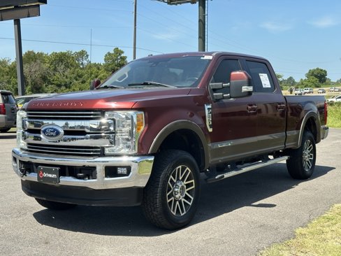 Used 2017 Ford F250 Lariat w/ Lariat Ultimate Package image 3