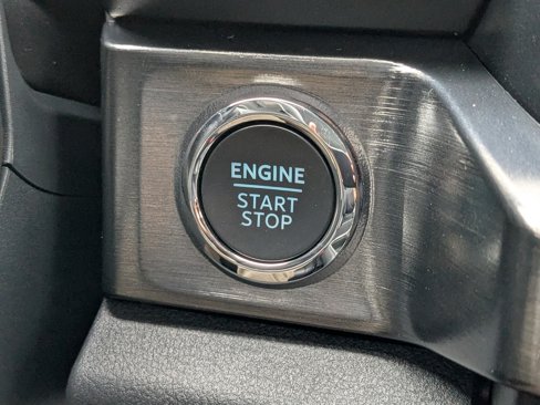 New 2026 Ford F250 Lariat w/ Black Appearance Package image 36