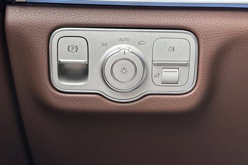 New 2026 Mercedes-Benz GLS 450 4MATIC image 34