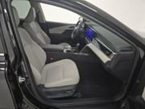 Used 2025 Toyota Camry XLE image 14