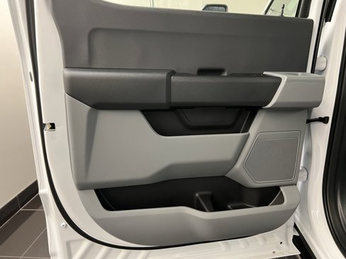 New 2026 Ford F250 XL w/ XL Chrome Package image 27