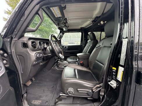 Used 2022 Jeep Wrangler Unlimited Sahara image 25