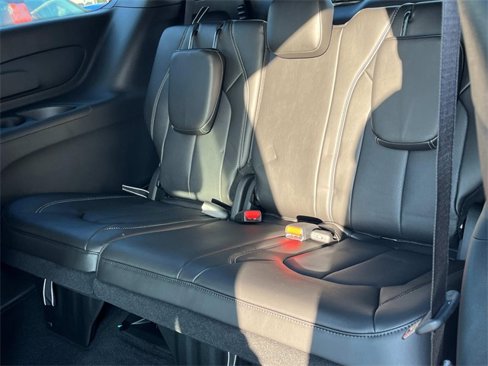 New 2026 Chrysler Voyager LX image 16