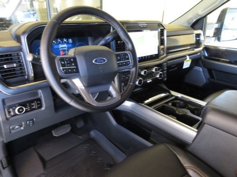 New 2025 Ford F250 Lariat w/ Lariat Ultimate Package image 13