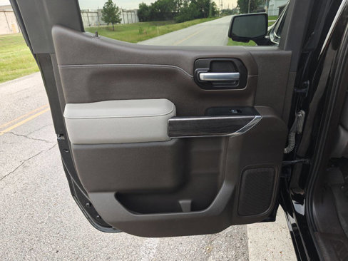 Used 2020 Chevrolet Silverado 1500 LTZ w/ LTZ Texas Edition image 14
