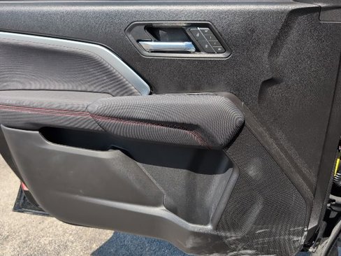 New 2026 Chevrolet Colorado Z71 w/ Technology Package image 14