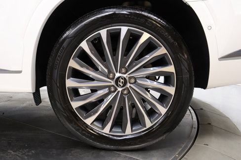 Used 2024 Hyundai Palisade Calligraphy image 37