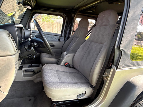 Used 2005 Jeep Wrangler X w/ Tire & Wheel Group (Ecco) image 15