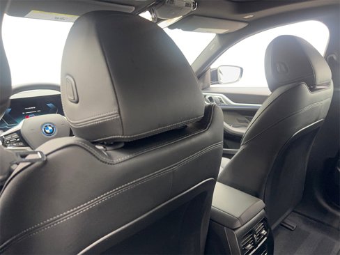 Used 2025 BMW i4 eDrive40 w/ Parking Assistance Package image 37