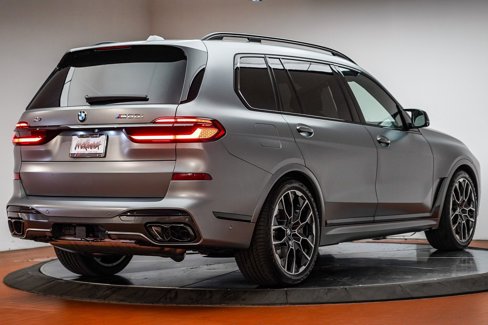 New 2026 BMW X7 M60i image 5