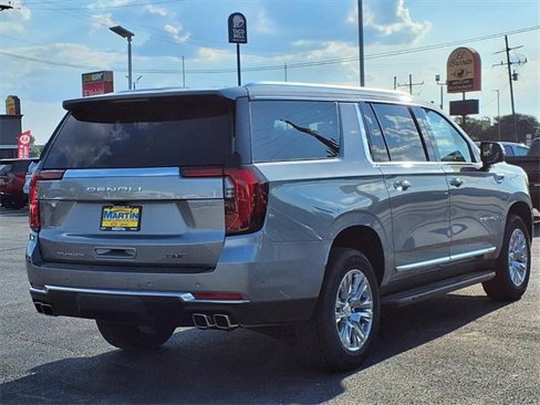 New 2026 GMC Yukon XL Denali image 2