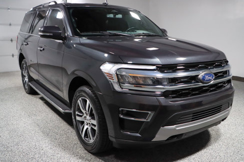 Used 2023 Ford Expedition Limited image 5