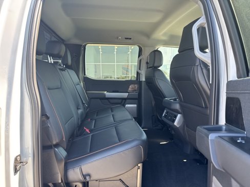 New 2026 Ford F250 Lariat image 32