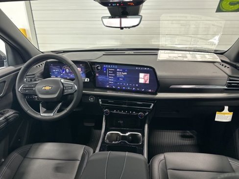New 2026 Chevrolet Traverse LT w/ Driver Confidence Package image 12