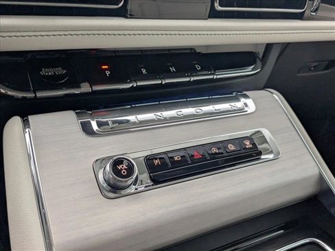 New 2025 Lincoln Aviator Reserve w/ Luxury Package image 14